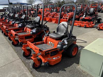 Kubota Z231 Zero Turn Mower
