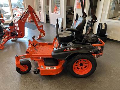 Kubota Z412 Zero Turn Mower