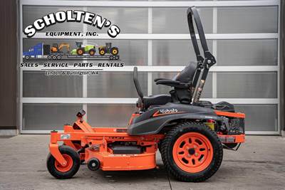 Kubota Z422 Zero Turn Mower