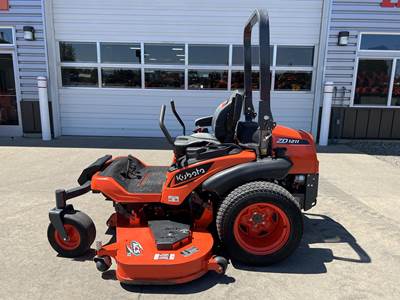 Kubota ZD1211L Zero Turn Mower