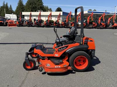 Kubota ZD1211L Zero Turn Mower