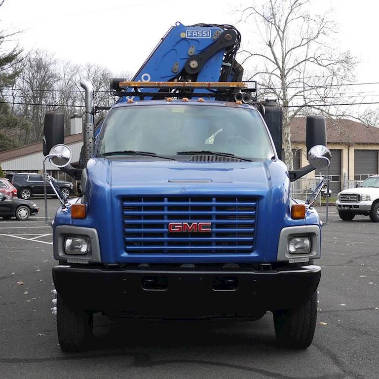 2006 GMC TopKick C8500 Single Axle Crane Truck Automatic, Fassi F330B.24/L323 Knuckle Boom