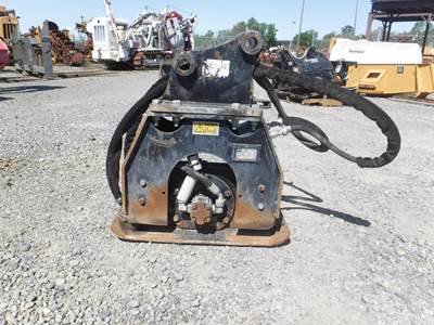 Caterpillar CVP16 Compactor Attachment