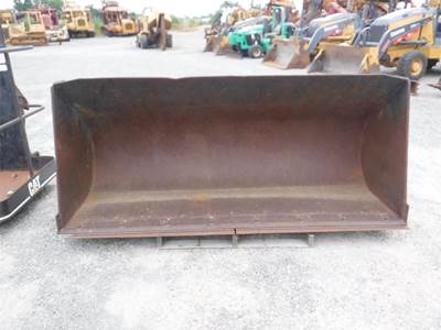 Caterpillar 8ft Wheel Loader Bucket