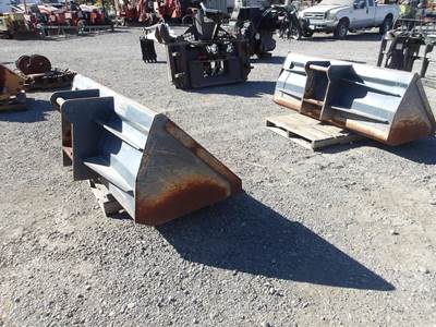 Gehl 820313 Bucket