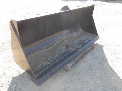 John Deere 1.12 CUBIC YARD Bucket