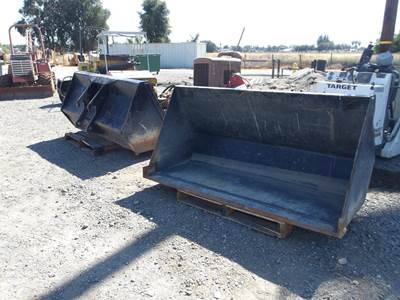 Lull TELEHANDLER Bucket