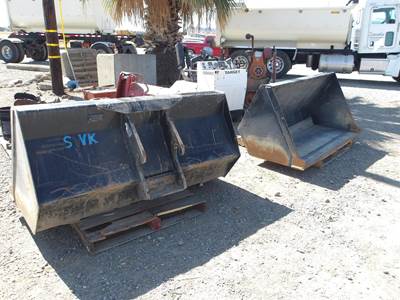 SkyTrak TELEHANDLER Bucket