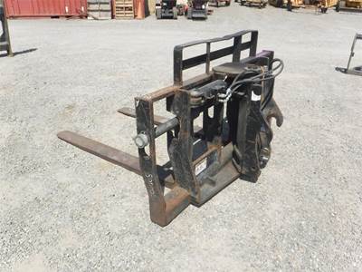 JLG Pallet Fork