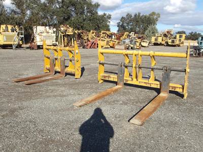 John Deere AT478348 Pallet Fork