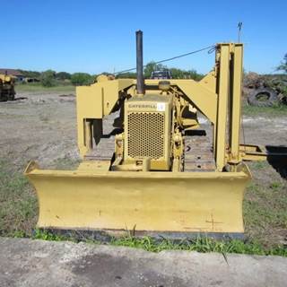 Caterpillar D3B Pipelayer