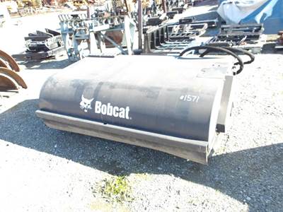 Bobcat SWEEPER 72 Sweeper Attachment