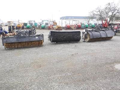 Caterpillar Fusion Sweeper Attachment