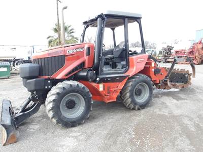 Ditch Witch RT125 Trencher