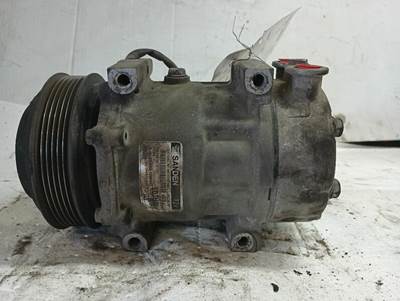 Cummins ISX A/C Compressor