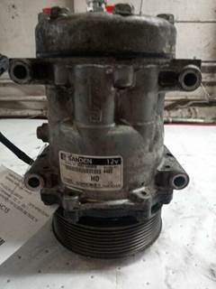 Detroit DD15 A/C Compressor