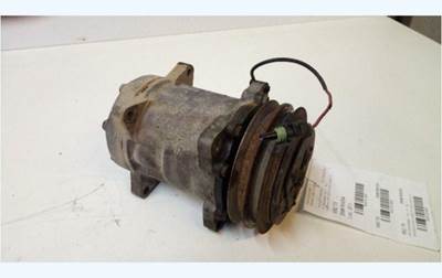 Mack E7 A/C Compressor