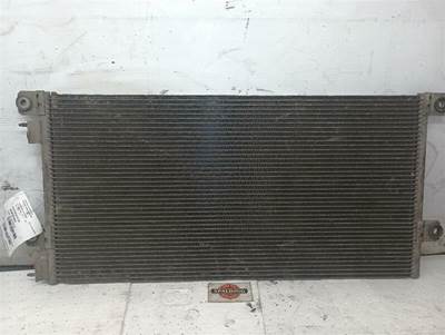 Volvo VNL A/C Condenser