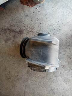 Sterling A9500 Air Cleaner / Air Filter Housing for a Sterling A9500 SERIES