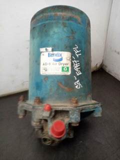 Freightliner Columbia 120 Air Dryer