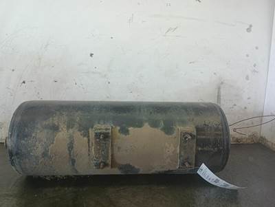 Volvo VNL Air Tank
