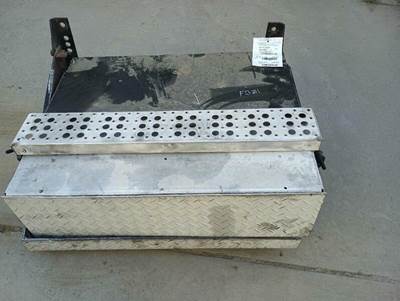 Freightliner FLD132 Classic XL Battery Box for a Freightliner FLD132 XL CLASSIC