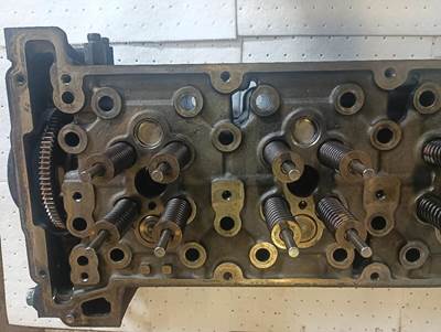 Detroit DD15 Cylinder Head