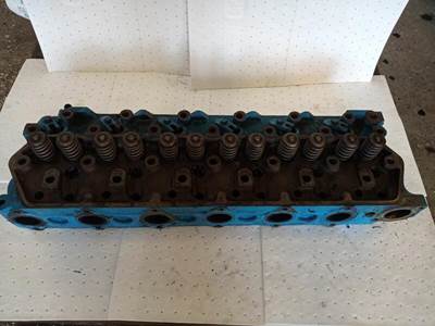 International DT360 Cylinder Head for a International DT 360