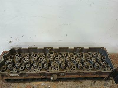 International DT466E Cylinder Head for a International DT 466E