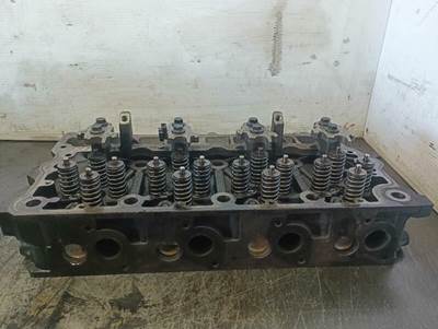 International MaxxForce 7 Cylinder Head