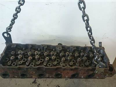 International MaxxForce DT Cylinder Head