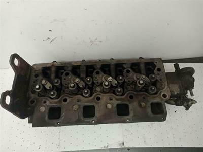 Mercedes-Benz MBE 900 Cylinder Head for a Mercedes MBE900
