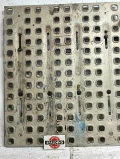 Volvo VN Deck Plate / Catwalk