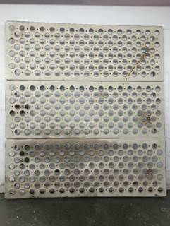 Volvo VNL Deck Plate / Catwalk