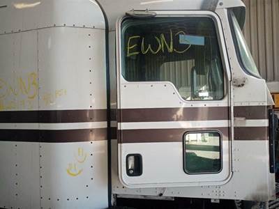 Kenworth T660 Front Door Assembly