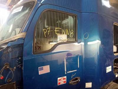 Kenworth T680 Front Door Assembly