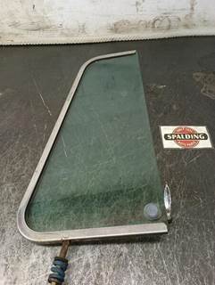 Peterbilt 378 Door Vent Glass