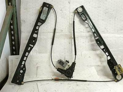 Freightliner Cascadia Door Window Regulator