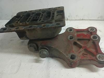 Cummins ISX Engine Mount