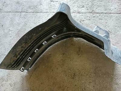 Freightliner Cascadia Fender