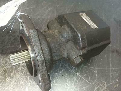 Mercedes-Benz MBE 4000 Fuel Injection Pump for a Mercedes MBE4000