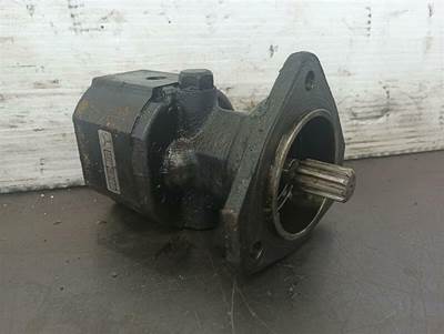 Mercedes-Benz MBE 4000 Fuel Injection Pump for a Mercedes MBE4000
