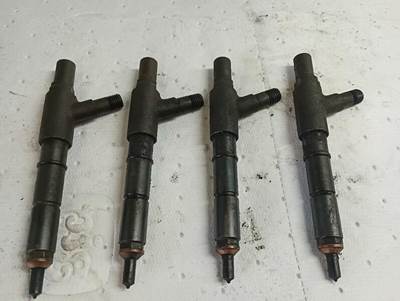 Isuzu 4HE1 Fuel Injector