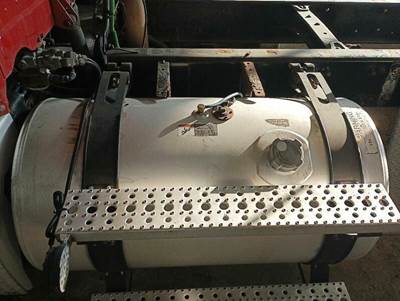 Freightliner Cascadia Fuel Tank
