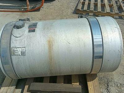 Volvo VNL Fuel Tank