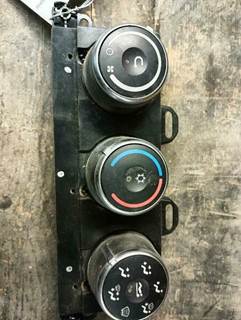 Freightliner Cascadia Heater / AC Temp Control