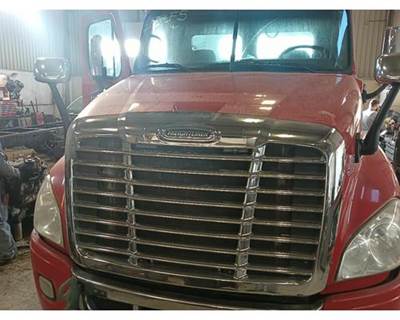 Freightliner Cascadia 125 Hood