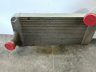 International 9400i Intercooler