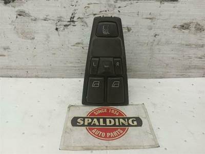 Volvo VNL Interior Part