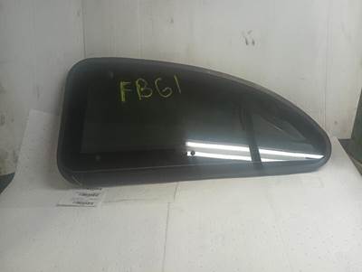 Peterbilt 387 Quarter Glass